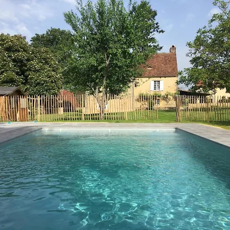 Le Vieux Logis De Pechboutier De Charme 4 Etoiles * Saint-Cyprien (Dordogne)